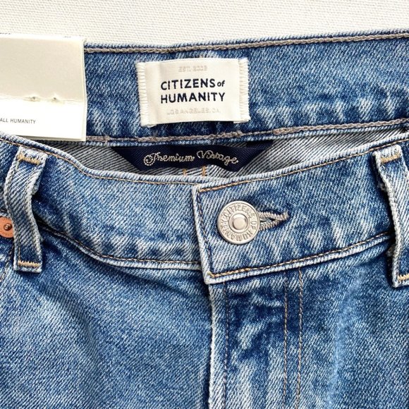 CITIZENS OF HUMANITY Valerie High Rise Tapered Stirrup Jean in Caraway ( 30 ) - Picture 8 of 9